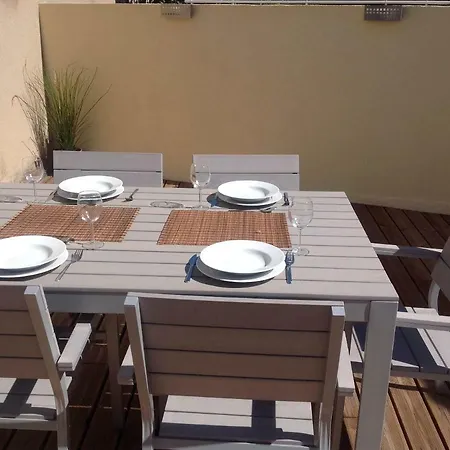 Holiday home Three Bedroom Townhouse